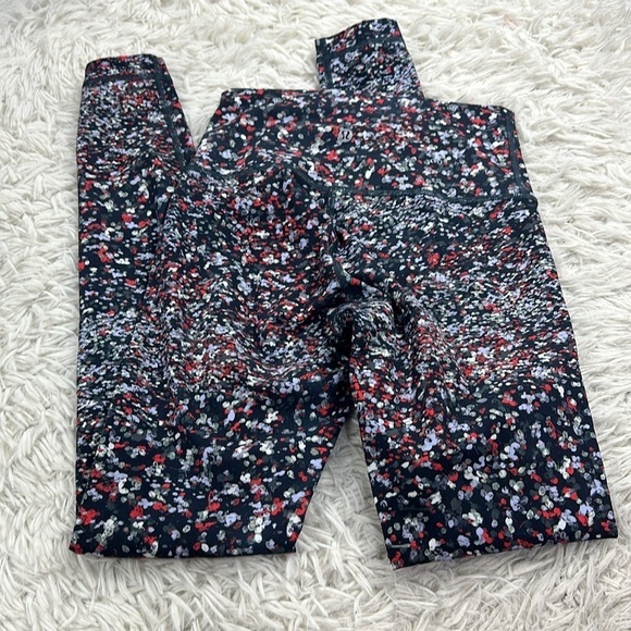 Lululemon Wunder Under High-Rise Tight 28" *Luxtreme Water Blossom Multi - Picture 3 of 5